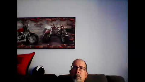 Snapshot of meathome3 chatting on October 2025 04:06:02 PM me at home online show from October 2025 04:06:02 PM