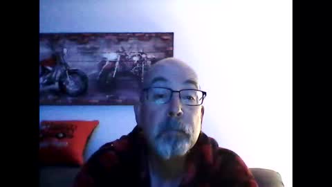 Snapshot of meathome3 chatting on April 2026 10:46:01 AM me at home online show from April 2026 10:46:01 AM