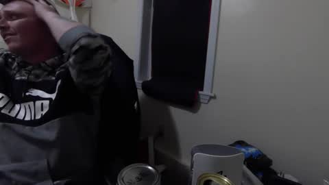 Snapshot of meatmallet2469 chatting on March 2026 03:17:01 AM Meatmallet online show from March 2026 03:17:01 AM