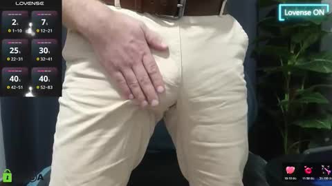 Snapshot of meaty_roll chatting on October 2025 06:21:01 AM Meaty Roll online show from October 2025 06:21:01 AM