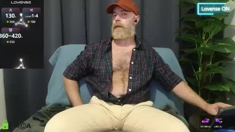 Snapshot of meaty_roll chatting on October 2025 06:03:02 PM Meaty Roll online show from October 2025 06:03:02 PM