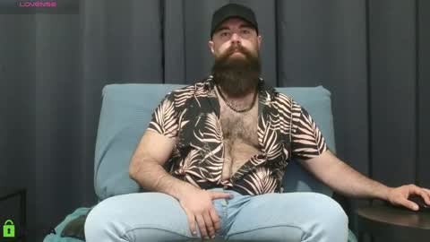 Meaty Roll online show from April 2026 01:47:02 AM