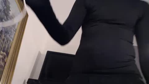 Meditmtc online show from December 2024 07:11:02 PM