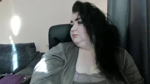 Snapshot of medjik_lool chatting on December 2024 07:49:02 AM Oltereodora-lima online show from December 2024 07:49:02 AM