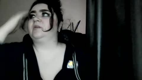 Snapshot of medjik_lool chatting on February 2025 08:50:01 AM Oltereodora-lima online show from February 2025 08:50:01 AM