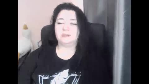 Snapshot of medjik_lool chatting on October 2025 10:05:02 AM Oltereodora-lima online show from October 2025 10:05:02 AM