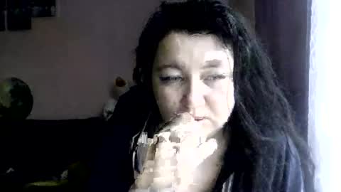 Snapshot of medjik_lool chatting on November 2025 07:40:01 AM Oltereodora-lima online show from November 2025 07:40:01 AM