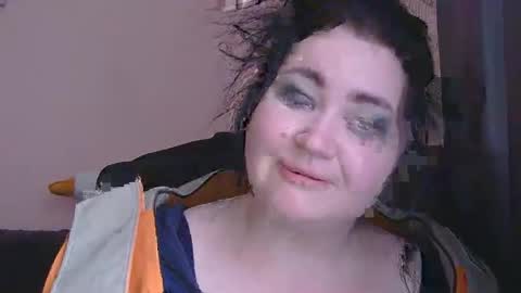 Snapshot of medjik_lool chatting on November 2025 10:52:02 AM Oltereodora-lima online show from November 2025 10:52:02 AM