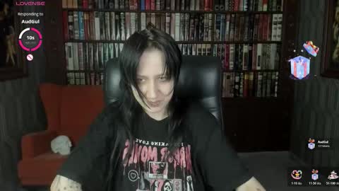 Snapshot of medusagorgona_ chatting on October 2025 01:43:02 PM Medusa online show from October 2025 01:43:02 PM