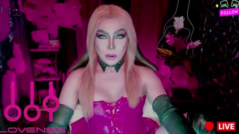 THE QUEEN ALPHA   Queen Medusa Prey online show from March 2026 05:34:01 AM