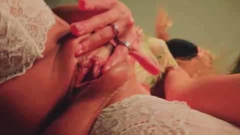 meeeewmeeeeow online show from November 2025 09:25:02 PM