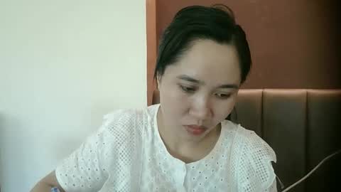 meena_11 online show from May 2026 04:19:01 AM