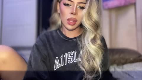 Snapshot of meetmehalfway888 chatting on February 2026 03:08:01 PM GODDESS OF ALL GODDESSES online show from February 2026 03:08:01 PM