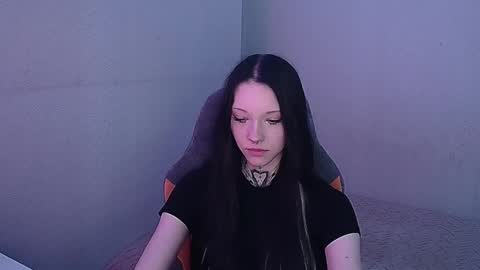 Snapshot of mefwhore chatting on October 2025 05:08:01 PM mefwhOre online show from October 2025 05:08:01 PM