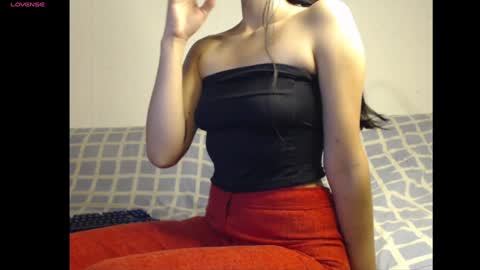 Snapshot of meg4nmiau chatting on December 2024 02:27:01 PM Meg4n Miauuuu online show from December 2024 02:27:01 PM