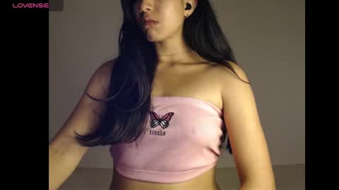 Snapshot of meg4nmiau chatting on February 2025 12:57:01 AM Meg4n Miauuuu online show from February 2025 12:57:01 AM