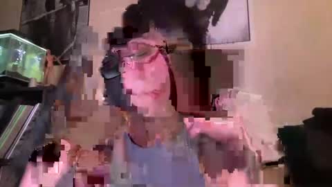 Snapshot of megan___white chatting on October 2025 10:41:02 PM megan white online show from October 2025 10:41:02 PM