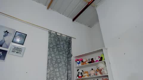 Snapshot of megan_and_clohe chatting on February 2026 05:24:01 PM M E G A N online show from February 2026 05:24:01 PM