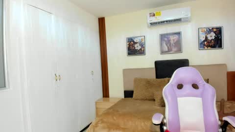 Megan online show from April 2026 10:16:01 AM