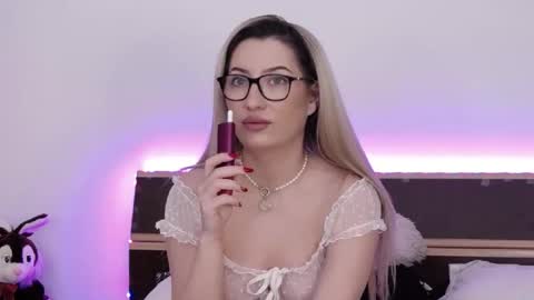 Snapshot of megan_blazee chatting on January 2025 12:02:01 AM Megan Blazee online show from January 2025 12:02:01 AM