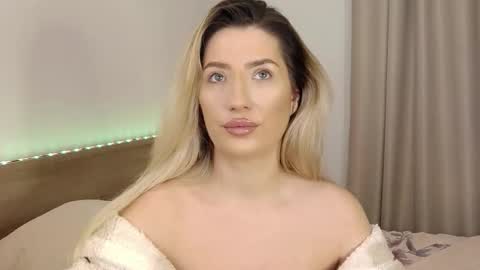 Snapshot of megan_blazee chatting on February 2026 06:58:01 PM Megan Blazee online show from February 2026 06:58:01 PM