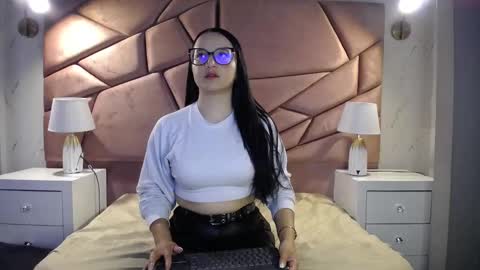 Snapshot of megan_blue5 chatting on October 2025 02:38:02 PM Megan3 online show from October 2025 02:38:02 PM