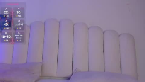 Snapshot of megan_browns1 chatting on December 2024 01:35:02 PM Megan online show from December 2024 01:35:02 PM