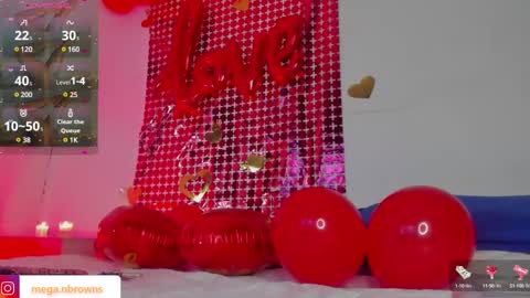 Snapshot of megan_browns1 chatting on February 2025 12:54:01 PM Megan online show from February 2025 12:54:01 PM