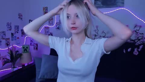 Snapshot of megan_chan chatting on January 2026 05:16:01 PM Megan and Anna online show from January 2026 05:16:01 PM