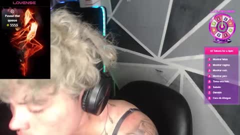 Megan and sophi online show from January 2026 01:19:01 AM