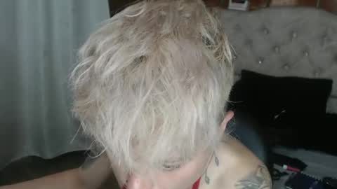 Megan and sophi online show from May 2026 02:31:02 AM
