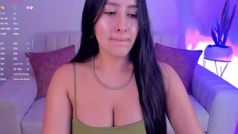 Snapshot of megan_cooper28 chatting on June 2026 01:19:01 AM MEGAN COOPER online show from June 2026 01:19:01 AM