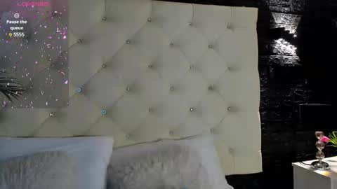     online show from February 2025 12:06:02 PM