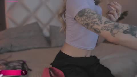 Megan online show from October 2025 12:04:02 PM