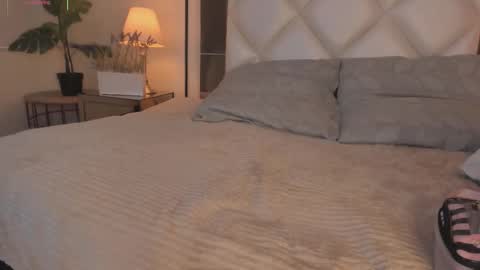 Megan online show from October 2025 11:54:02 AM