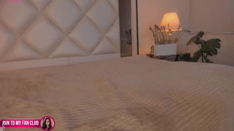 Megan online show from November 2025 11:54:01 AM