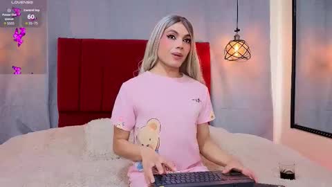 megan do santos online show from March 2026 08:26:01 PM