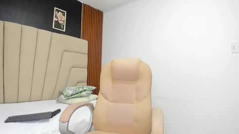 Snapshot of megan_hally chatting on September 2025 11:54:01 AM Megan online show from September 2025 11:54:01 AM