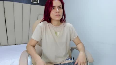 Snapshot of megan_hally chatting on November 2025 03:16:02 AM Megan online show from November 2025 03:16:02 AM