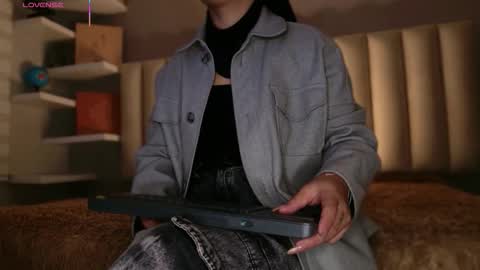     online show from February 2026 12:34:02 PM