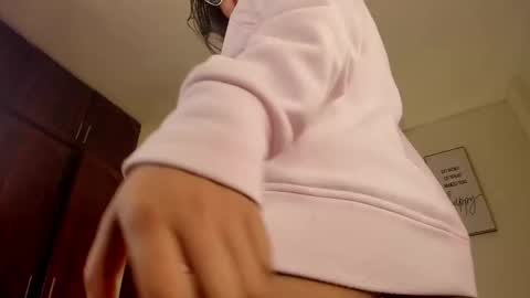 Snapshot of megan_vwv chatting on November 2025 04:33:02 AM megan online show from November 2025 04:33:02 AM