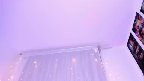 Snapshot of megan_yagami chatting on November 2025 08:12:01 AM Megan online show from November 2025 08:12:01 AM