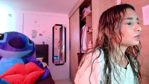 Snapshot of meganadriels96 chatting on April 2026 08:12:02 PM M E G A N online show from April 2026 08:12:02 PM