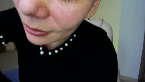 Snapshot of megandupont chatting on February 2025 04:04:01 PM Megan M online show from February 2025 04:04:01 PM