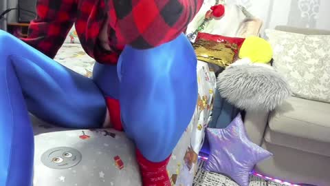 Nicki--------- Welcome to my Room online show from December 2024 06:37:02 PM