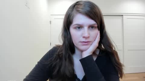 Snapshot of meganholly00 chatting on February 2025 01:32:01 AM Megan online show from February 2025 01:32:01 AM