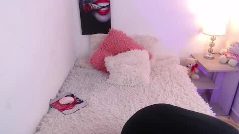 MEGAN online show from October 2025 11:34:02 PM