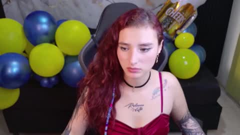 Snapshot of megann_19_ chatting on October 2025 09:56:01 PM Megan online show from October 2025 09:56:01 PM