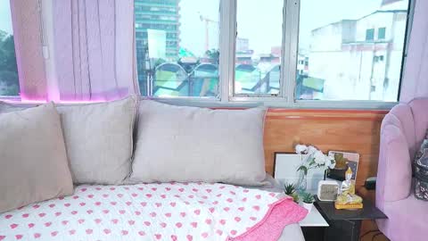 Snapshot of megann__sweet chatting on November 2025 01:10:01 PM Mara online show from November 2025 01:10:01 PM