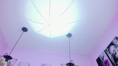 Megann Noa  online show from October 2025 07:22:02 PM